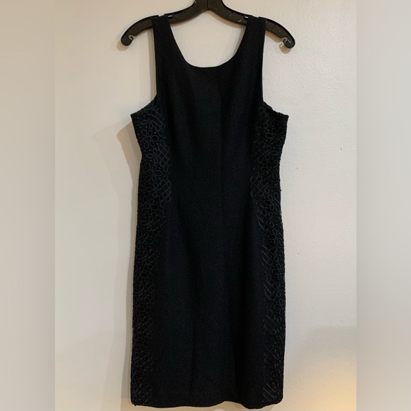 Banana Republic Black Sleeveless Sheath Dress Lace Detail Wool Blend Women’s 8 - Picture 2 of 12